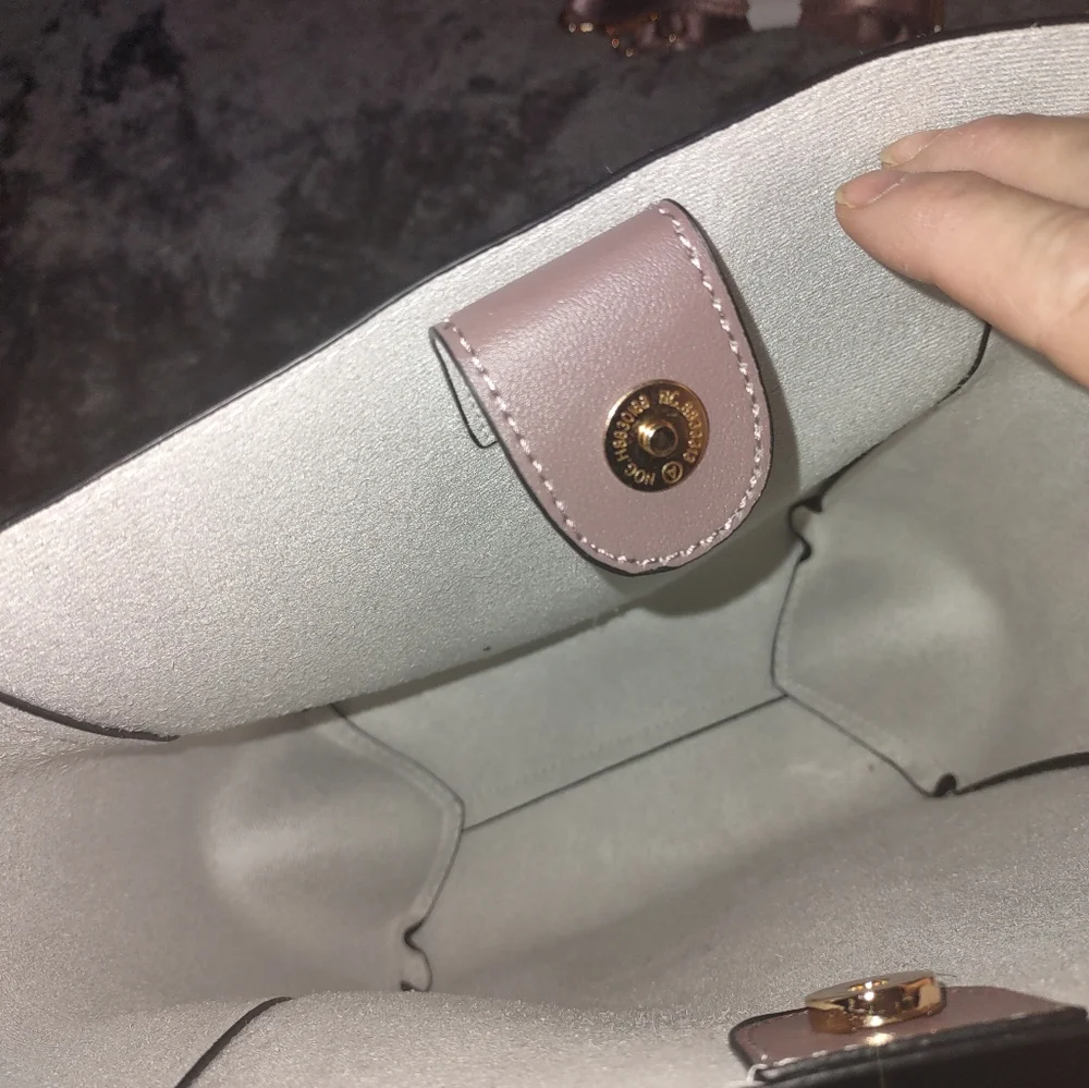 Mersi Vegan leather bucket bag with coin purse